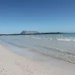Dom wakacyjny Appartamenti A 250 M Dalla Spiaggia By Budoniaffitti *